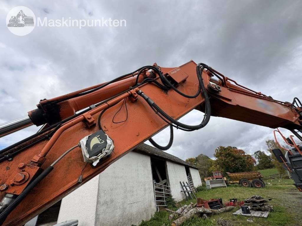 Escavadeira de rodas Hitachi ZX 140 W-3: foto 39