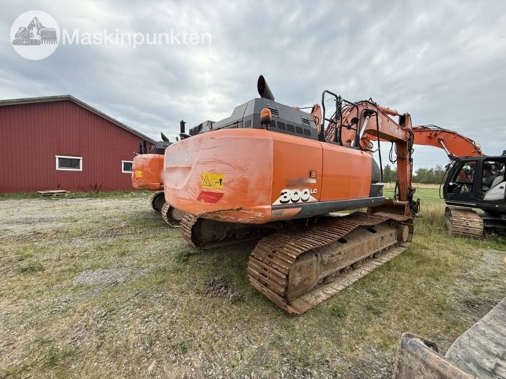 Hitachi ZX 300 LC-6 - Escavadora de rastos: foto 5 Hitachi ZX 300 LC-6 - Escavadora de rastos: foto 5
