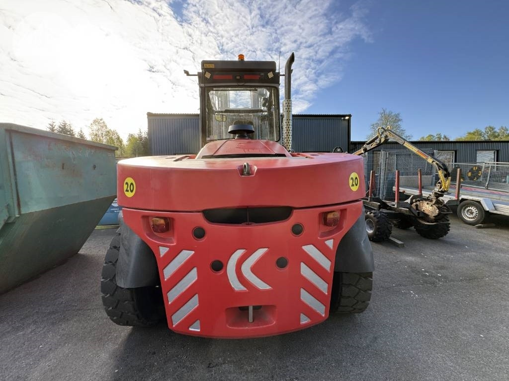Kalmar DCE 120 - Empilhadeira a diesel: foto 4 Kalmar DCE 120 - Empilhadeira a diesel: foto 4
