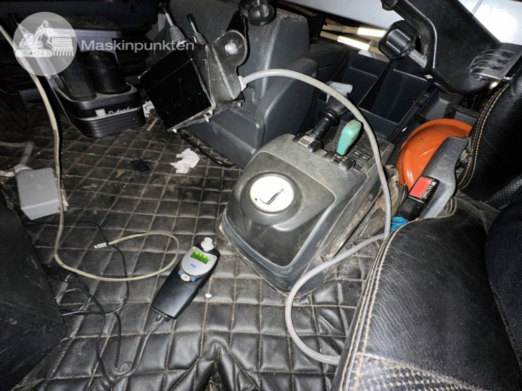 Caminhão polibenne MAN TGX 35.540: foto 28 Caminhão polibenne MAN TGX 35.540: foto 28