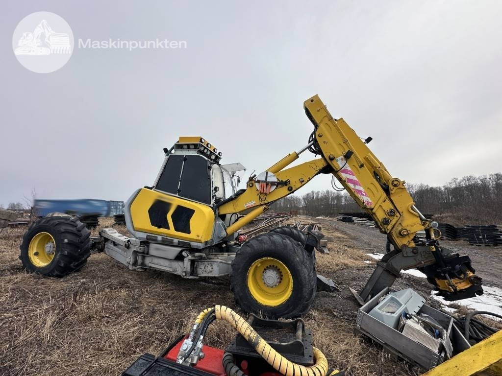 Menzi Muck A 91 4x4 P - Escavadora aranha: foto 1 Menzi Muck A 91 4x4 P - Escavadora aranha: foto 1