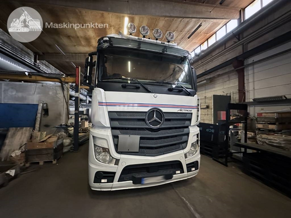 Mercedes-Benz Actros 2545 - Caminhão furgão: foto 2 Mercedes-Benz Actros 2545 - Caminhão furgão: foto 2