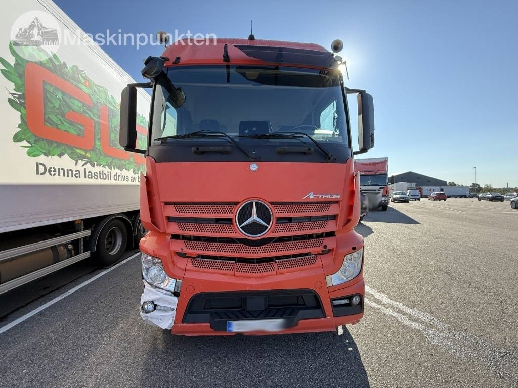 Mercedes-Benz Actros 2551 - Caminhão frigorífico: foto 2 Mercedes-Benz Actros 2551 - Caminhão frigorífico: foto 2