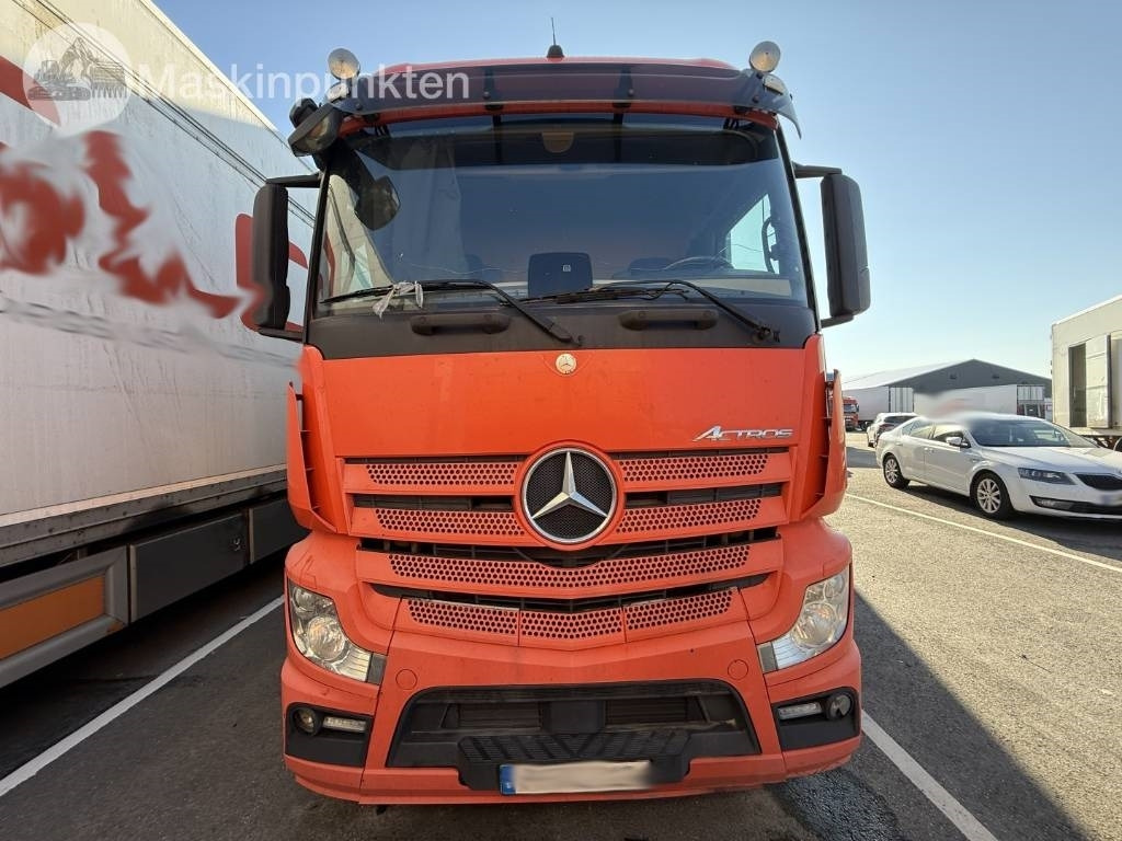 Mercedes-Benz Actros 2551 - Caminhão frigorífico: foto 2 Mercedes-Benz Actros 2551 - Caminhão frigorífico: foto 2