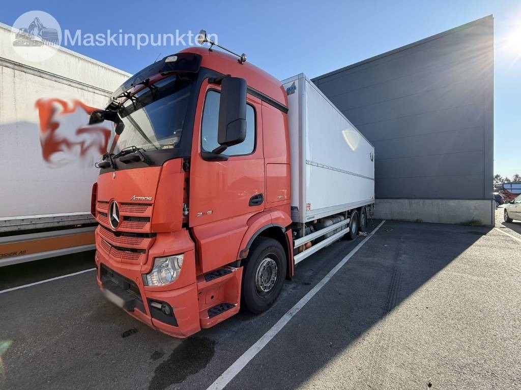 Mercedes-Benz Actros 2551 - Caminhão frigorífico: foto 1 Mercedes-Benz Actros 2551 - Caminhão frigorífico: foto 1