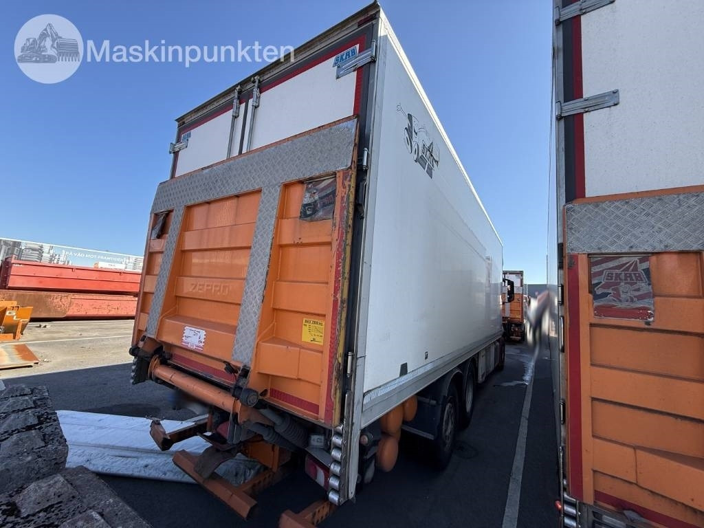 Mercedes-Benz Actros 2551  - Caminhão frigorífico: foto 4 Mercedes-Benz Actros 2551  - Caminhão frigorífico: foto 4