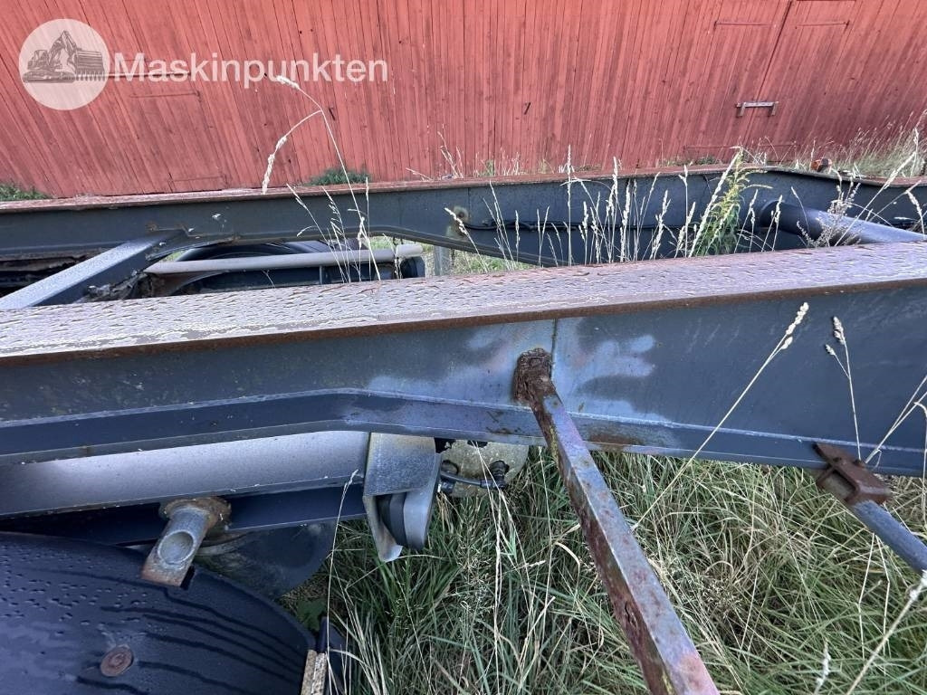 Mjölbysläpet SFL4-12,5-3 - Reboque ampliroll/ Multibenne: foto 5 Mjölbysläpet SFL4-12,5-3 - Reboque ampliroll/ Multibenne: foto 5