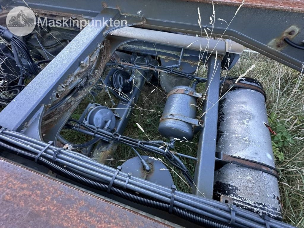 Mjölbysläpet SFL4-12,5-3 - Reboque ampliroll/ Multibenne: foto 2 Mjölbysläpet SFL4-12,5-3 - Reboque ampliroll/ Multibenne: foto 2