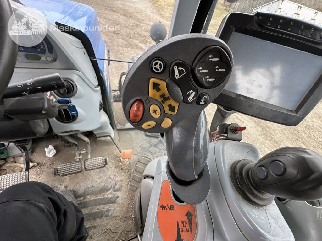 Trator New Holland T 7.185: foto 19