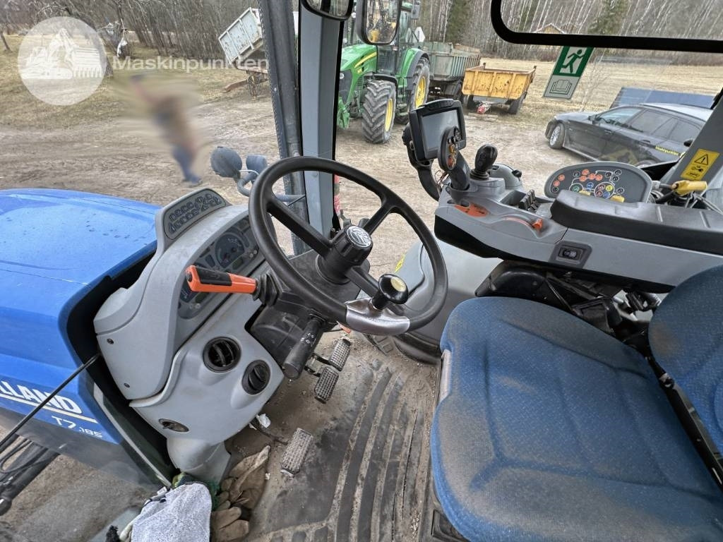 Trator New Holland T 7.185: foto 15