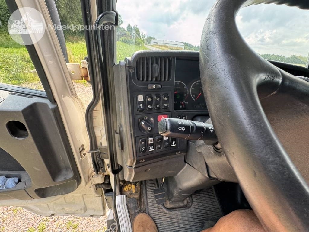 Caminhão grua Scania R 420 LB: foto 30