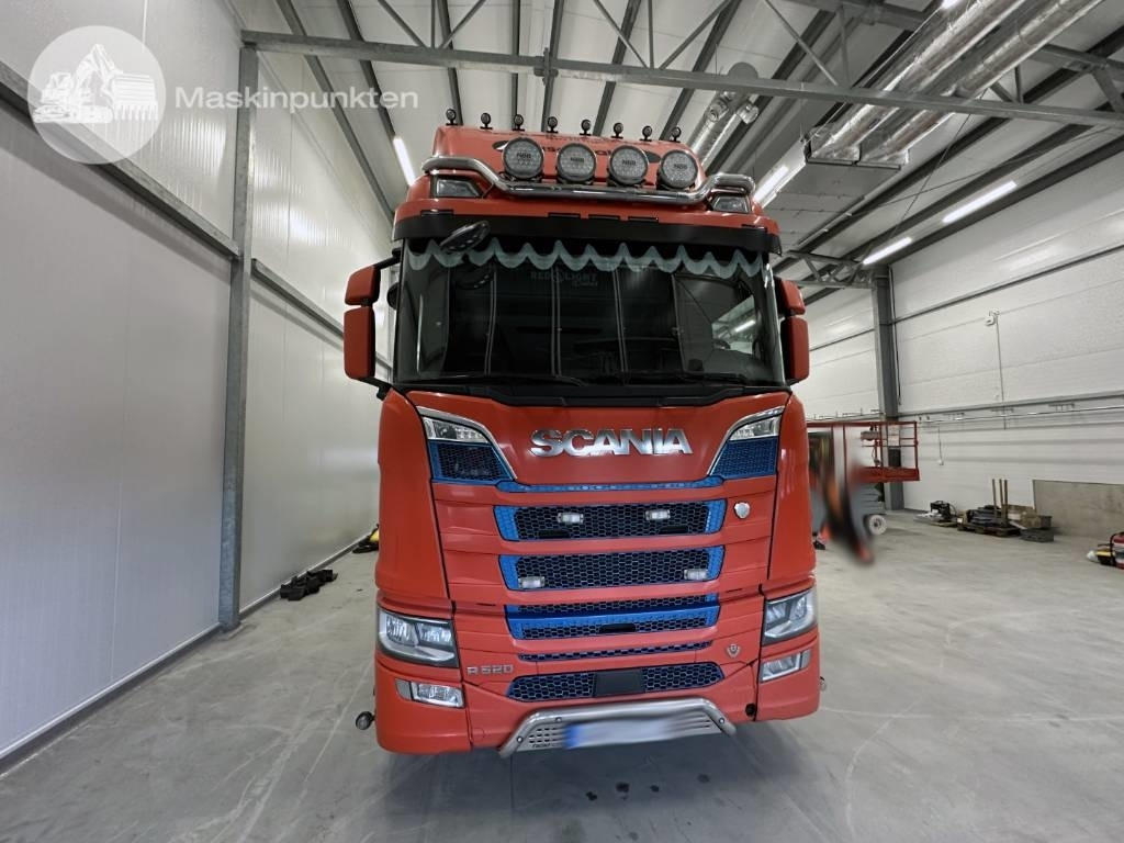 Scania R 520 - Caminhão frigorífico: foto 4 Scania R 520 - Caminhão frigorífico: foto 4