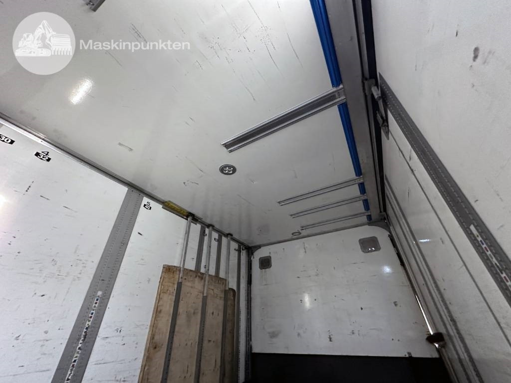 Caminhão furgão Scania R 580: foto 29