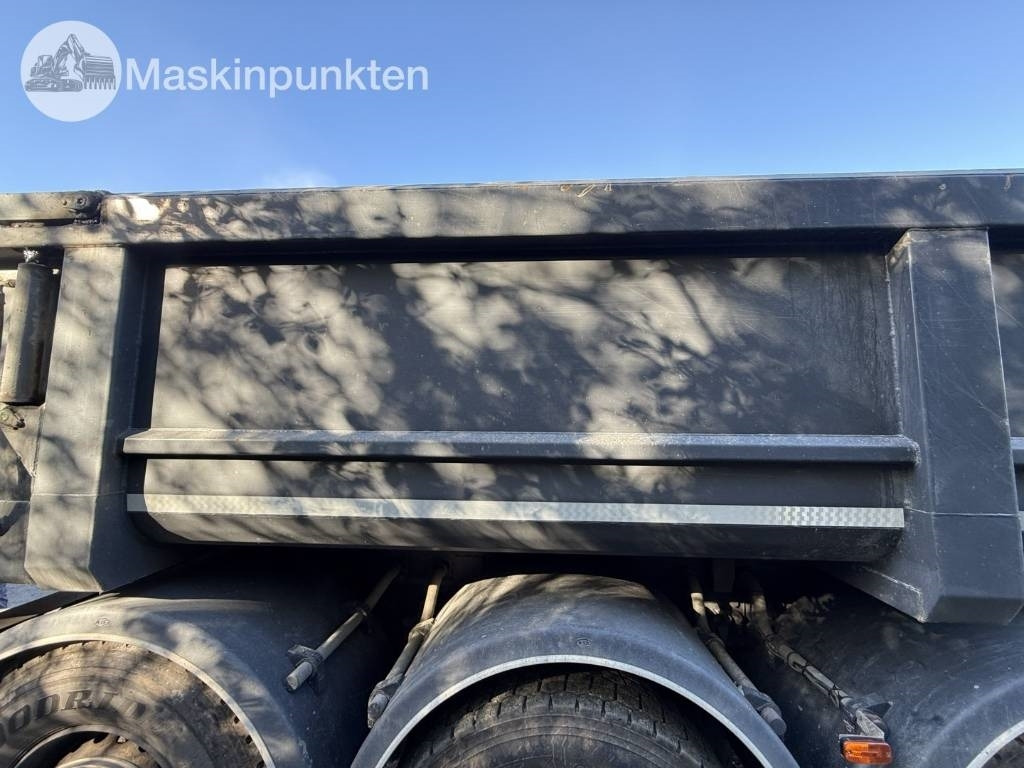 Caminhão basculante Scania R 730: foto 38