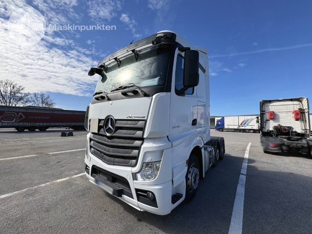 Mercedes-Benz Actros 2545 - Tractor: foto 1 Mercedes-Benz Actros 2545 - Tractor: foto 1