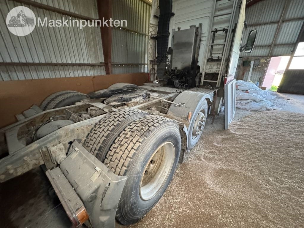 Volvo FH 12 - Tractor: foto 4 Volvo FH 12 - Tractor: foto 4