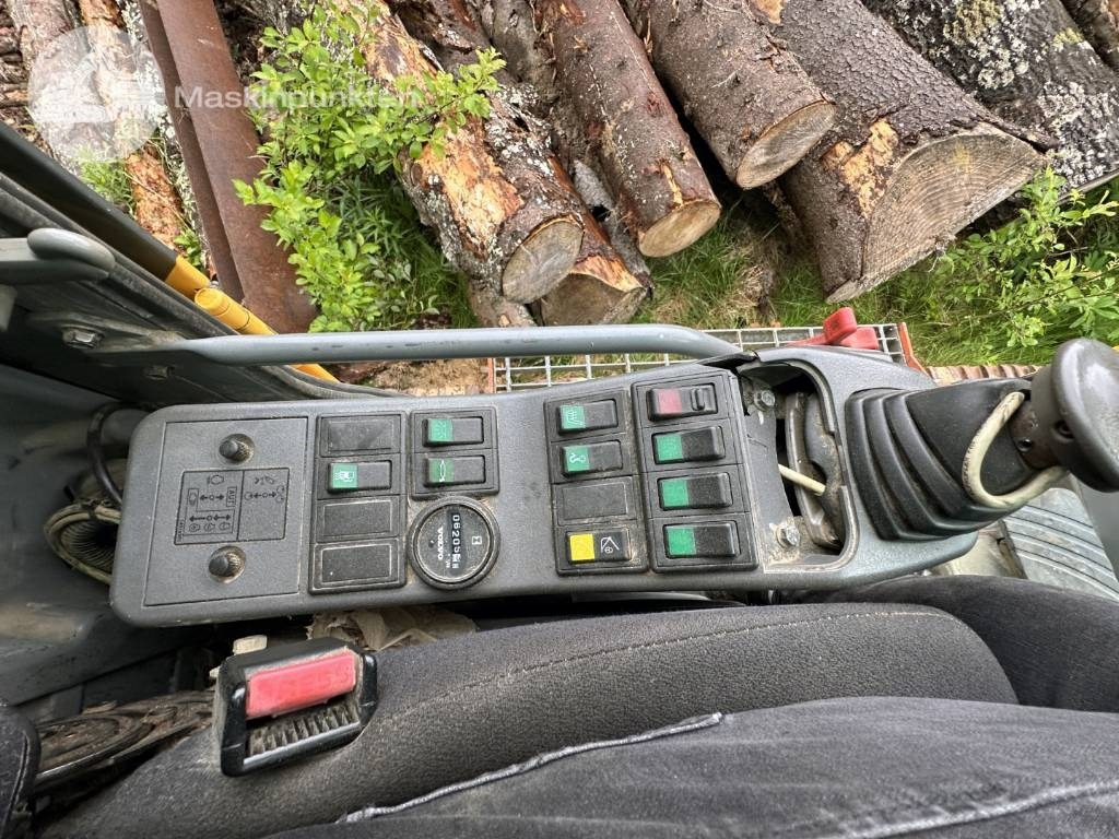 Escavadora de rastos Volvo EC 210 B LC: foto 19