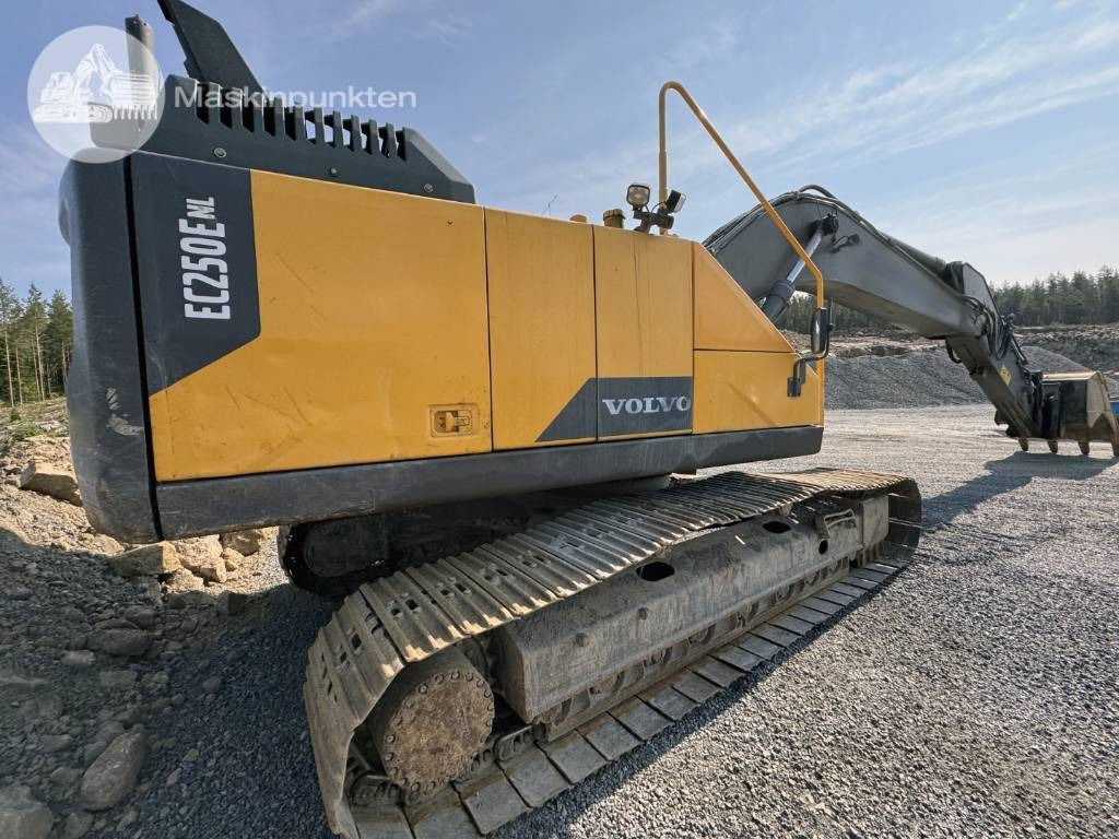 Volvo EC 250 E N L  - Escavadora de rastos: foto 4 Volvo EC 250 E N L  - Escavadora de rastos: foto 4