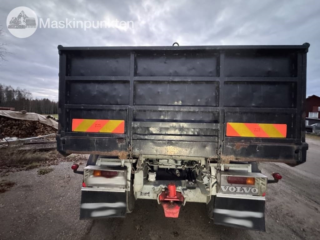 Volvo F 89-42 - Caminhão basculante: foto 3 Volvo F 89-42 - Caminhão basculante: foto 3