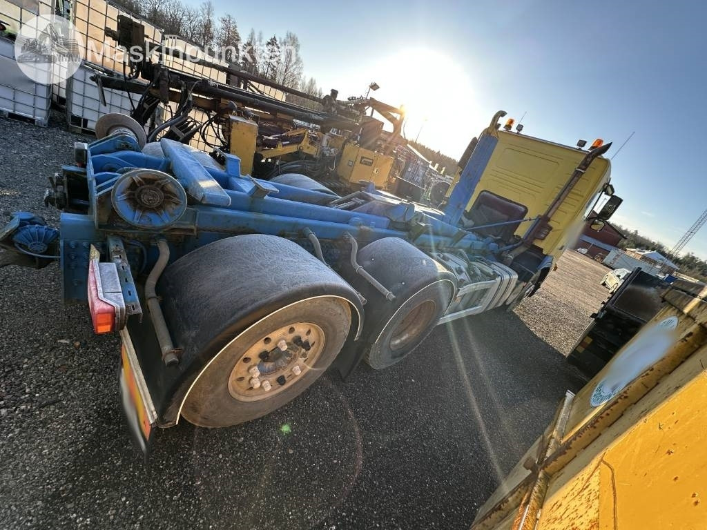 Volvo FH 12 - Caminhão polibenne: foto 4 Volvo FH 12 - Caminhão polibenne: foto 4