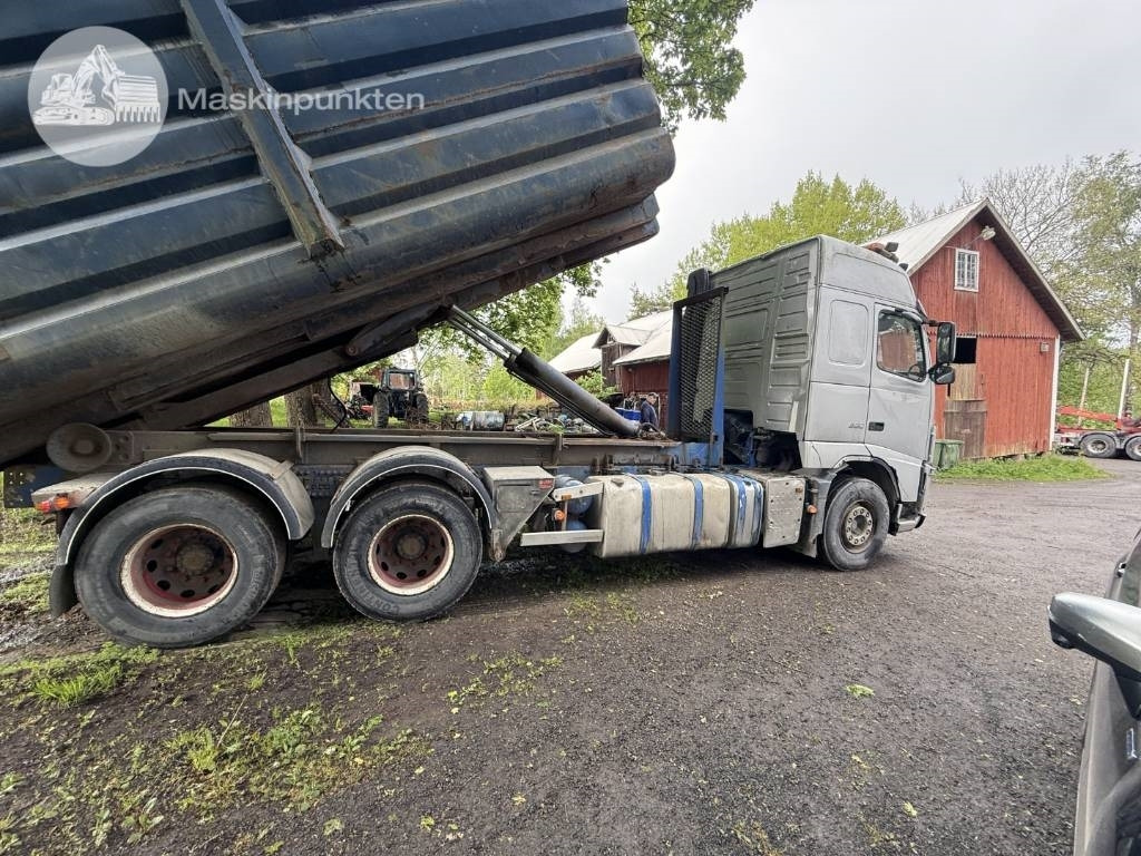 Volvo FH 16 660 - Caminhão polibenne: foto 4 Volvo FH 16 660 - Caminhão polibenne: foto 4
