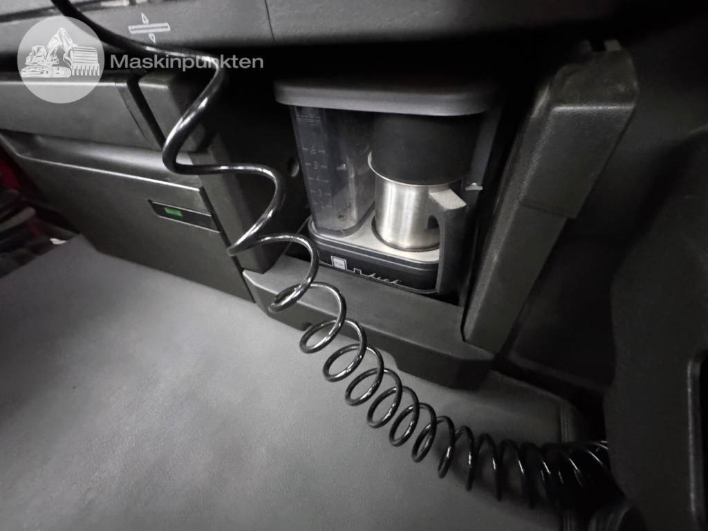 Caminhão basculante Volvo FH 16 750: foto 45
