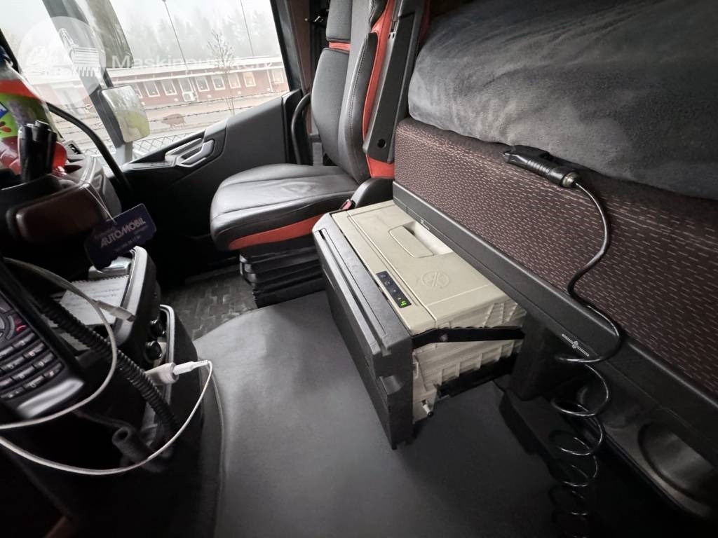 Caminhão basculante Volvo FH 16 750: foto 44