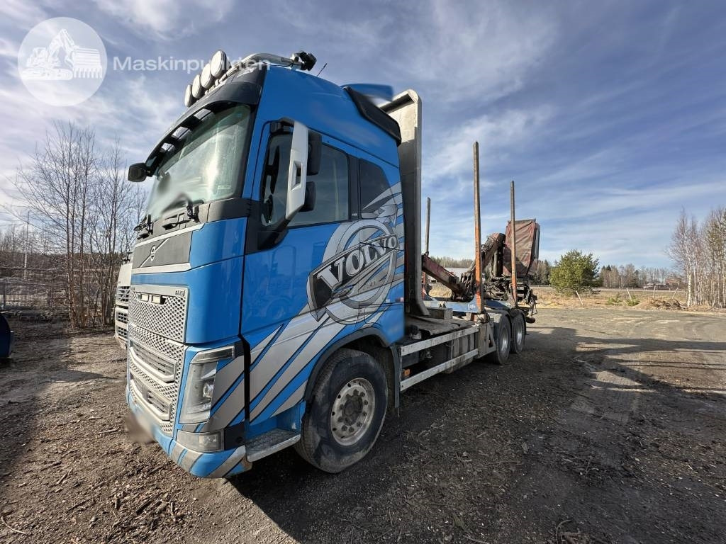 Volvo FH 16 750 - Caminhão florestal: foto 2 Volvo FH 16 750 - Caminhão florestal: foto 2