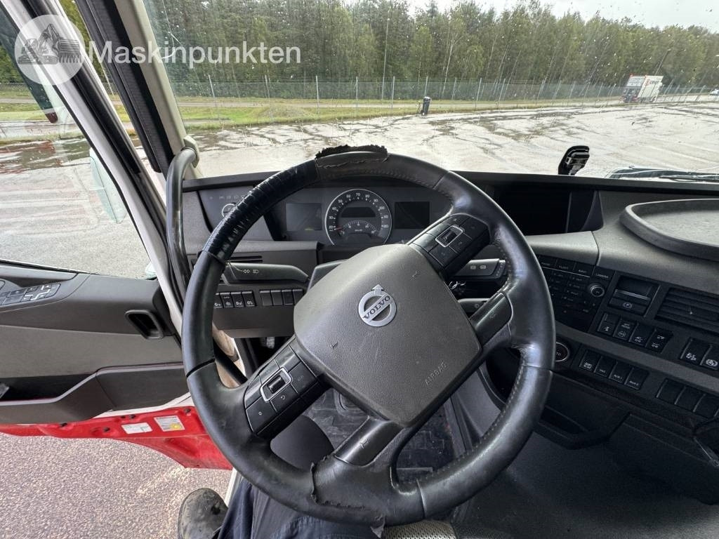 Caminhão frigorífico Volvo FH 500: foto 47