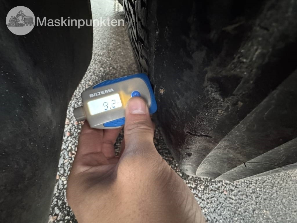 Caminhão polibenne Volvo FH 8*4 Tridem lastväxlare: foto 18