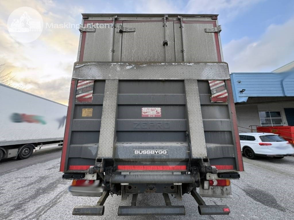 Volvo FL 250 - Caminhão frigorífico: foto 4 Volvo FL 250 - Caminhão frigorífico: foto 4