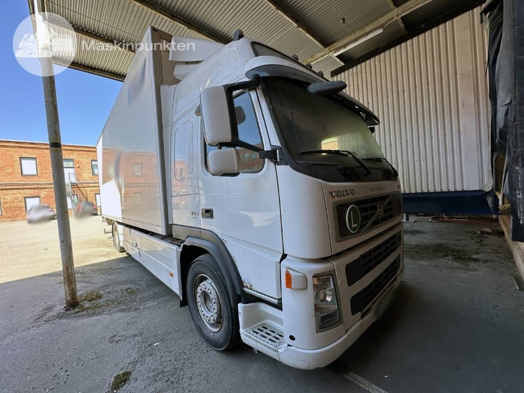 Volvo FM 300 - Caminhão furgão: foto 2 Volvo FM 300 - Caminhão furgão: foto 2