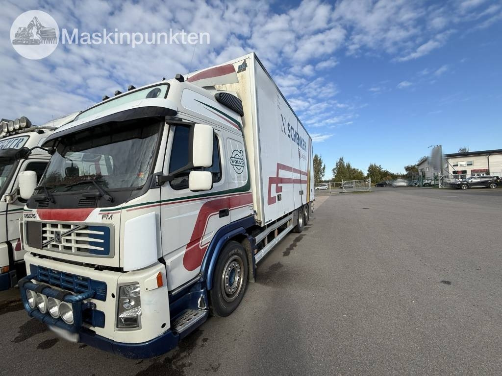 Volvo FM 440 - Caminhão furgão: foto 1 Volvo FM 440 - Caminhão furgão: foto 1
