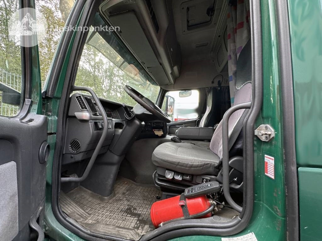 Locação de Volvo FM 9 300  Volvo FM 9 300: foto 11