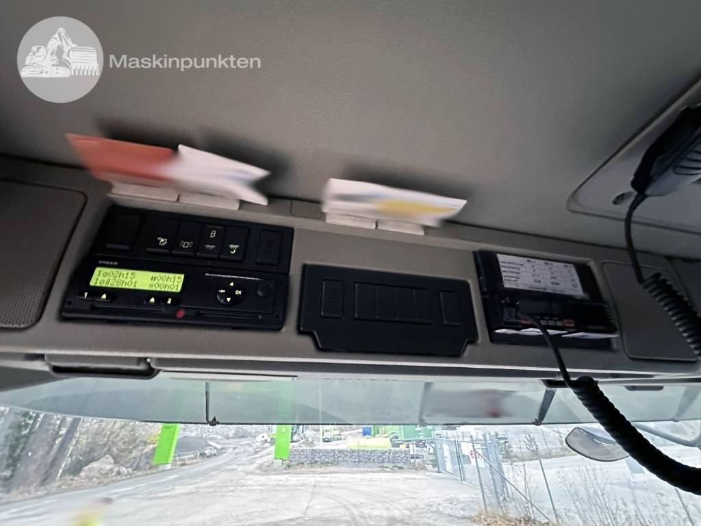 Locação de Volvo FMX 380  Volvo FMX 380: foto 32