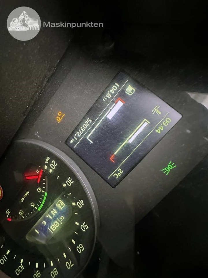 Locação de Volvo FMX 380  Volvo FMX 380: foto 24