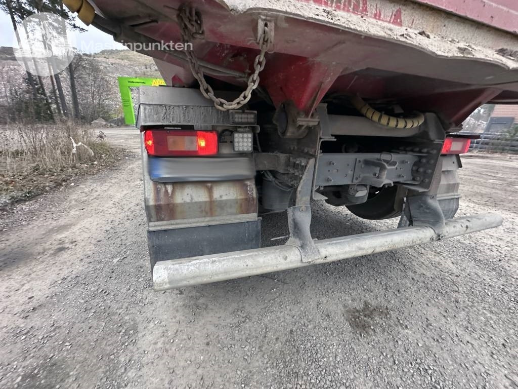 Locação de Volvo FMX 380  Volvo FMX 380: foto 39