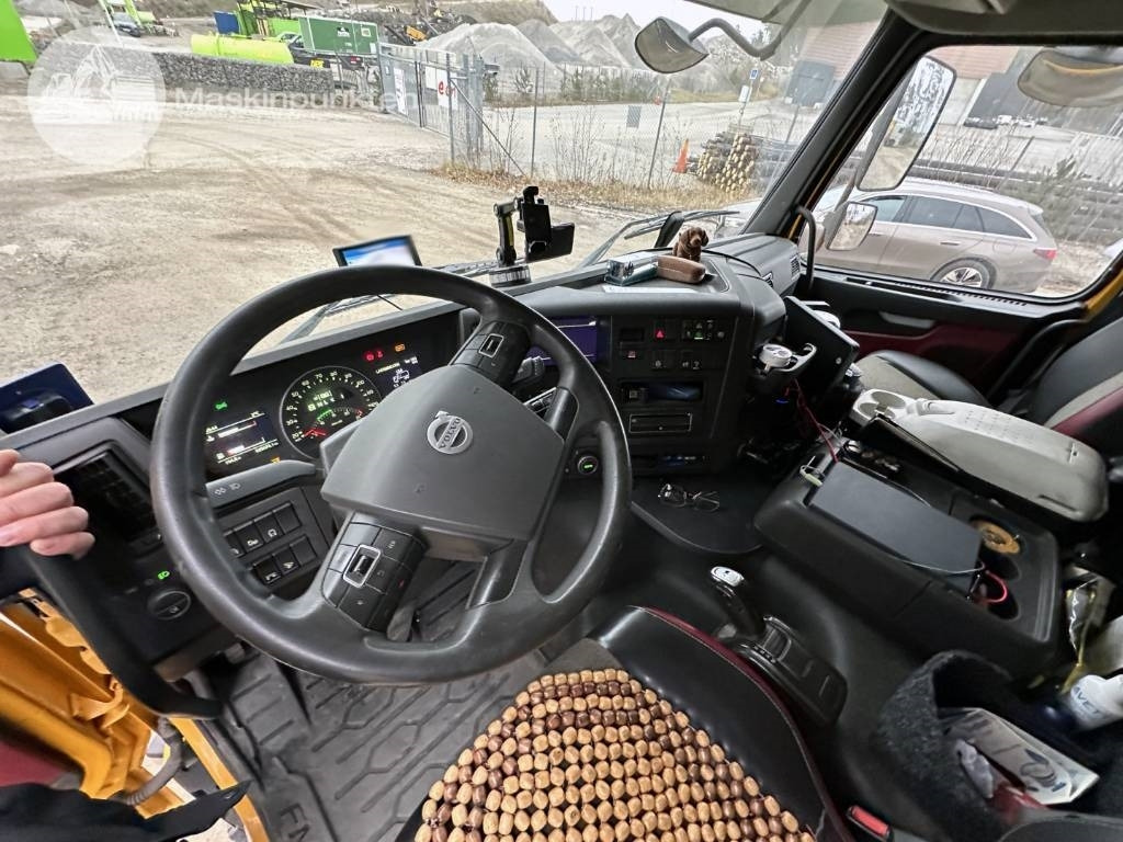 Locação de Volvo FMX 380  Volvo FMX 380: foto 22