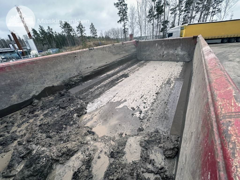 Locação de Volvo FMX 380  Volvo FMX 380: foto 50