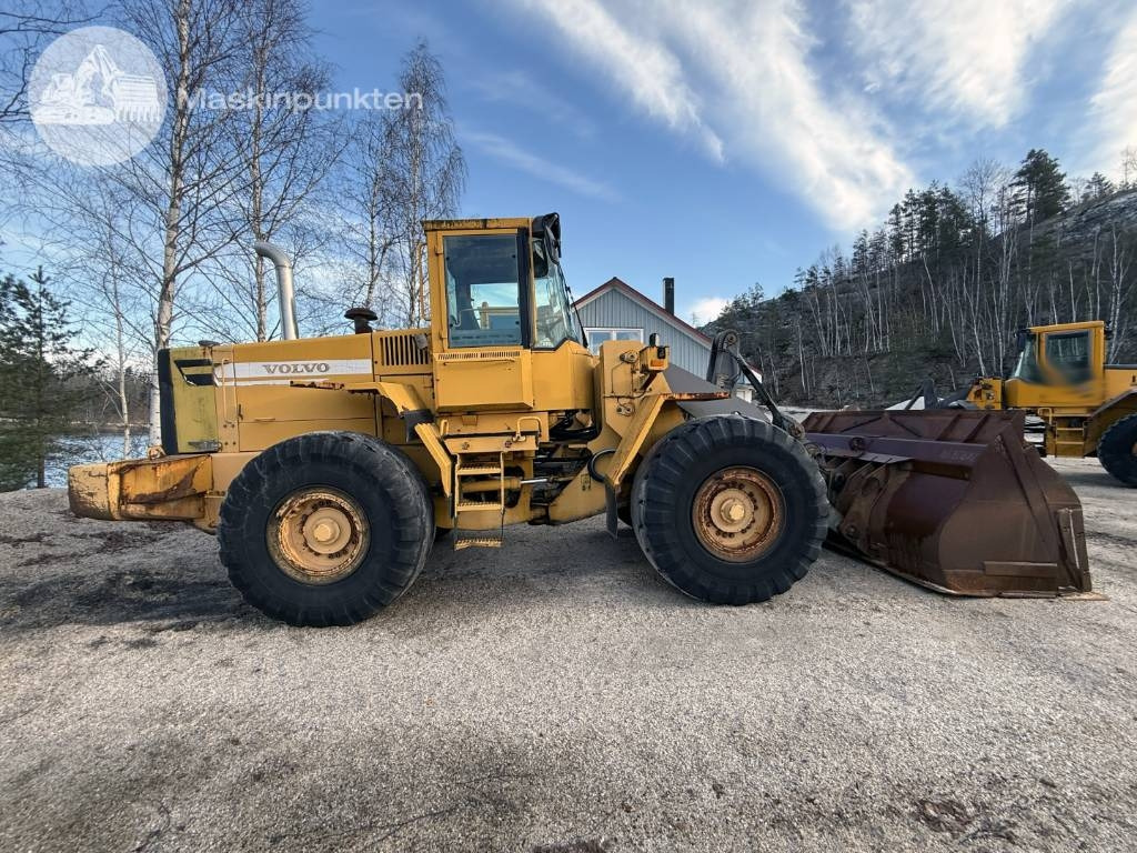 Volvo L 120 C - Carregadeira de rodas: foto 1 Volvo L 120 C - Carregadeira de rodas: foto 1