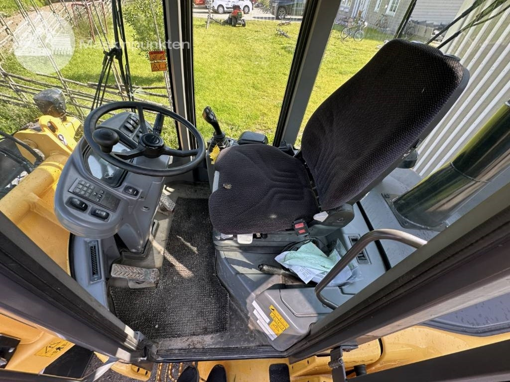 Locação de Volvo L 35 G  Volvo L 35 G: foto 26