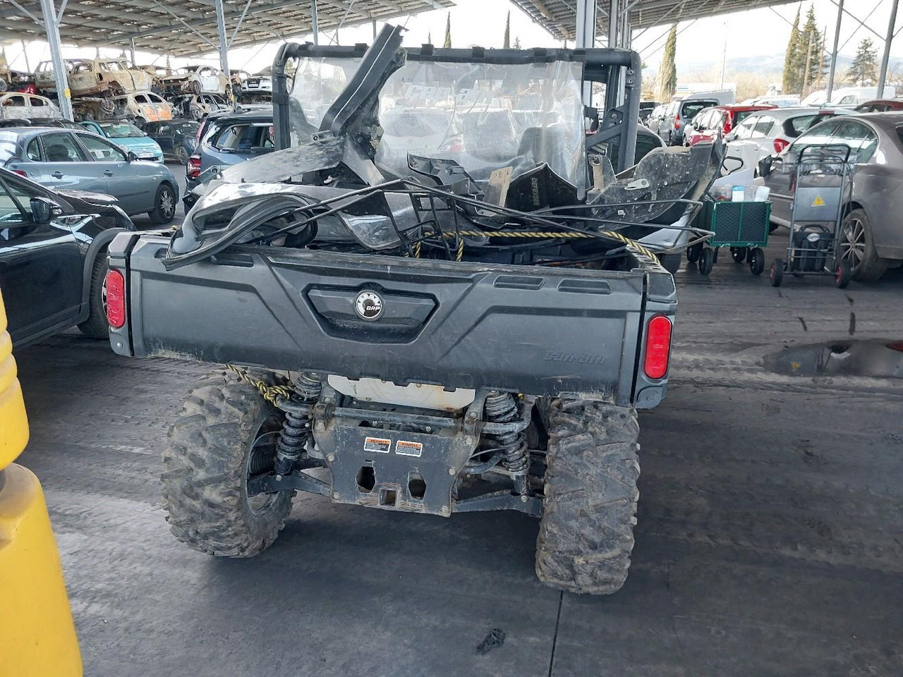 CAN-AM DEFENDER MD10 1000 XT - Quadriciclo: foto 5 CAN-AM DEFENDER MD10 1000 XT - Quadriciclo: foto 5