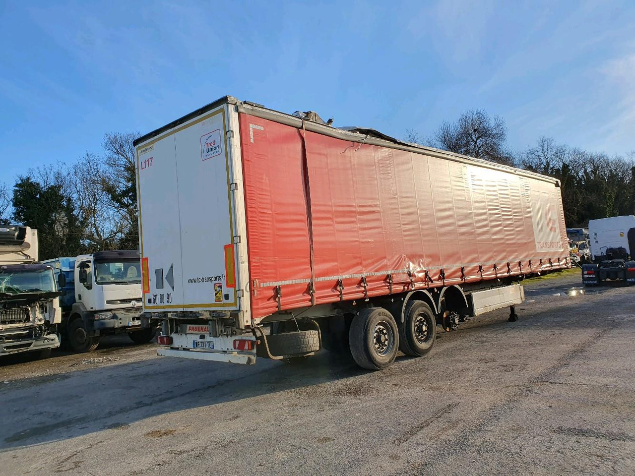 FRUEHAUF SEMI SAVOYARDE FST4FC - Semi-reboque de lona: foto 4 FRUEHAUF SEMI SAVOYARDE FST4FC - Semi-reboque de lona: foto 4