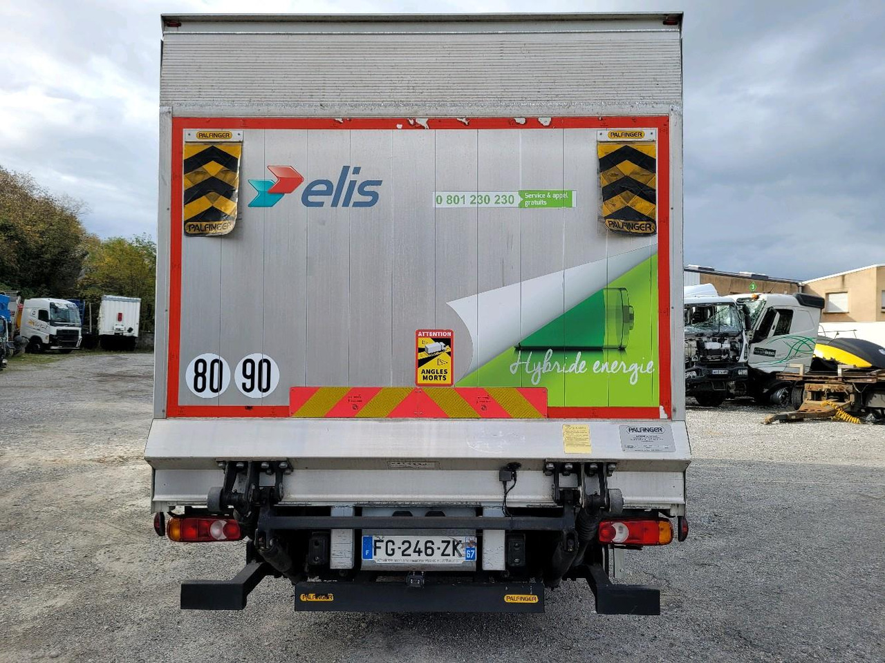 FUSO CANTER 7C15 - Caminhão furgão: foto 5 FUSO CANTER 7C15 - Caminhão furgão: foto 5