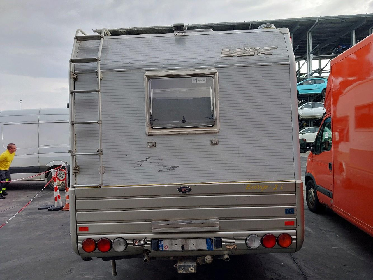 IVECO LAIKA 35.12 CAMPING 122 - Autocaravana capucine: foto 5 IVECO LAIKA 35.12 CAMPING 122 - Autocaravana capucine: foto 5