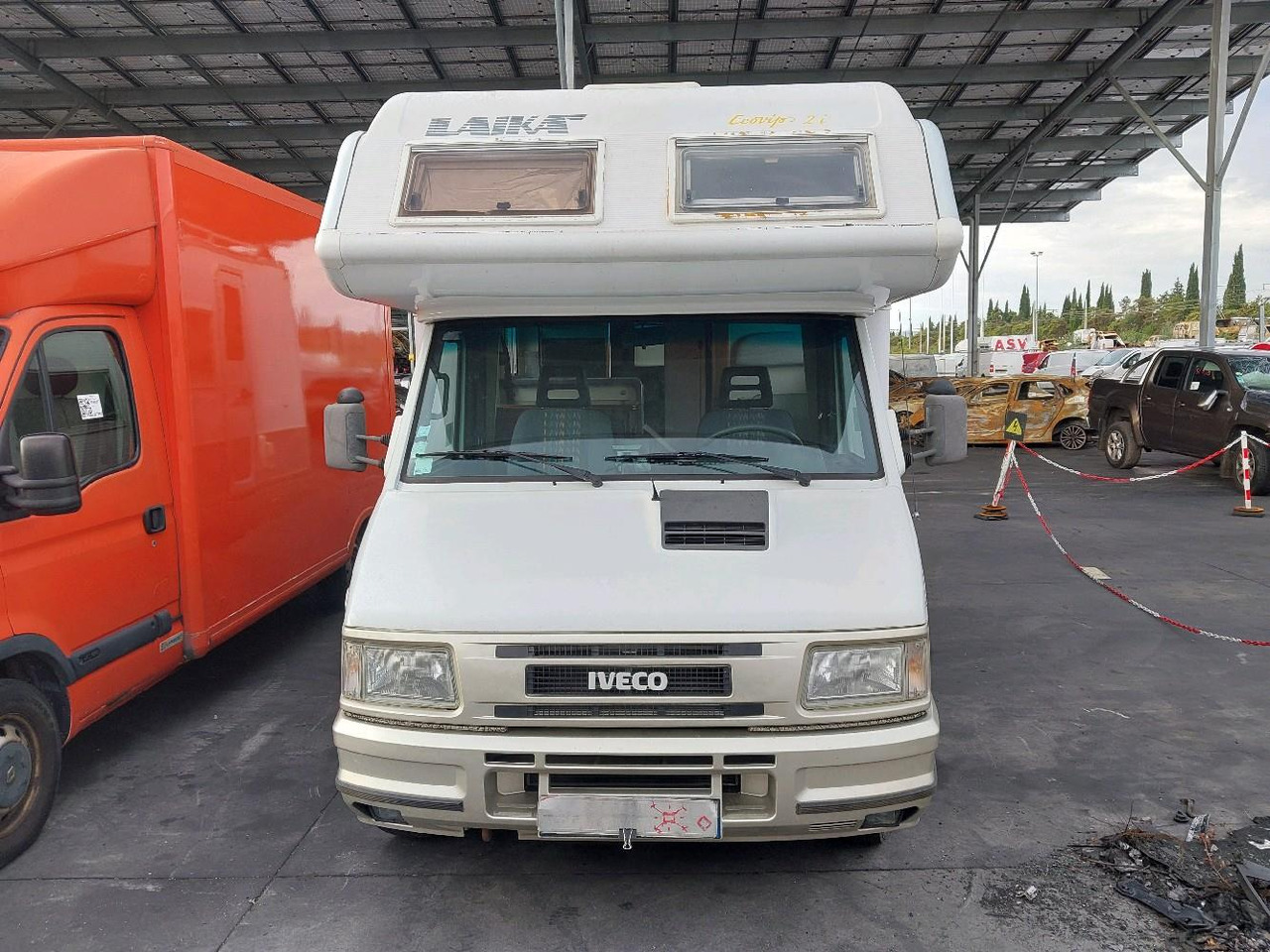 IVECO LAIKA 35.12 CAMPING 122 - Autocaravana capucine: foto 1 IVECO LAIKA 35.12 CAMPING 122 - Autocaravana capucine: foto 1