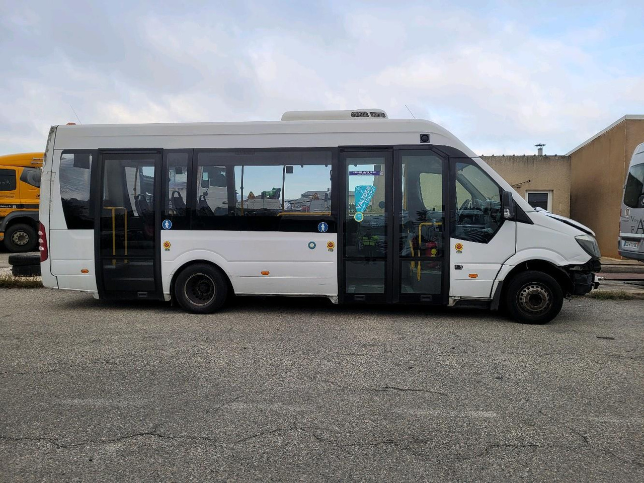 MERCEDES SPRINTER II CHASSIS 5.0T 516 C - Micro-ônibus, Furgão de passageiros: foto 3 MERCEDES SPRINTER II CHASSIS 5.0T 516 C - Micro-ônibus, Furgão de passageiros: foto 3