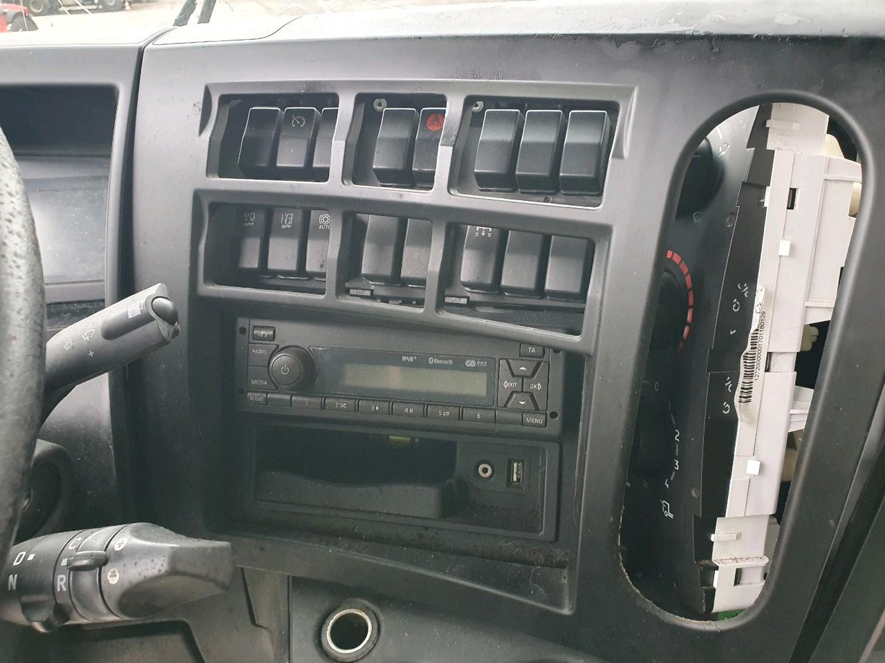 Caminhão furgão RENAULT D 12 DTI 215: foto 13