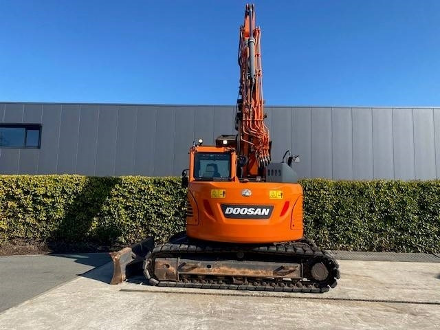 Doosan DX 140 LCR-5 - Escavadora de rastos: foto 1 Doosan DX 140 LCR-5 - Escavadora de rastos: foto 1