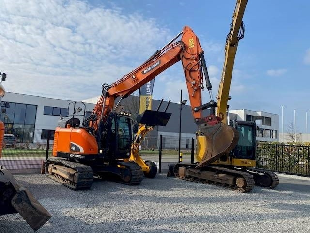Escavadora de rastos Doosan DX140 LCR-5: foto 23